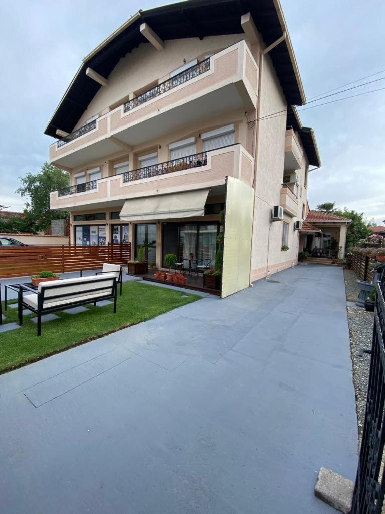 Migato Apartments Γευγελή Εξωτερικό φωτογραφία